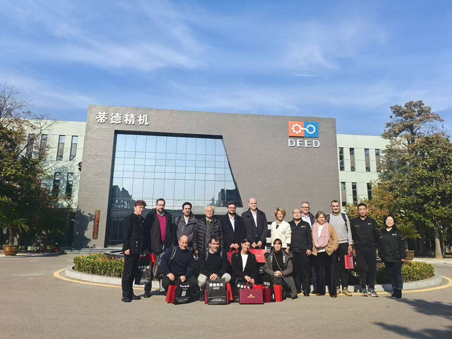 1764121756927553.jpg 10.jpg